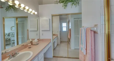 718 Lighthouse Drive Tarpon Springs FL 34689