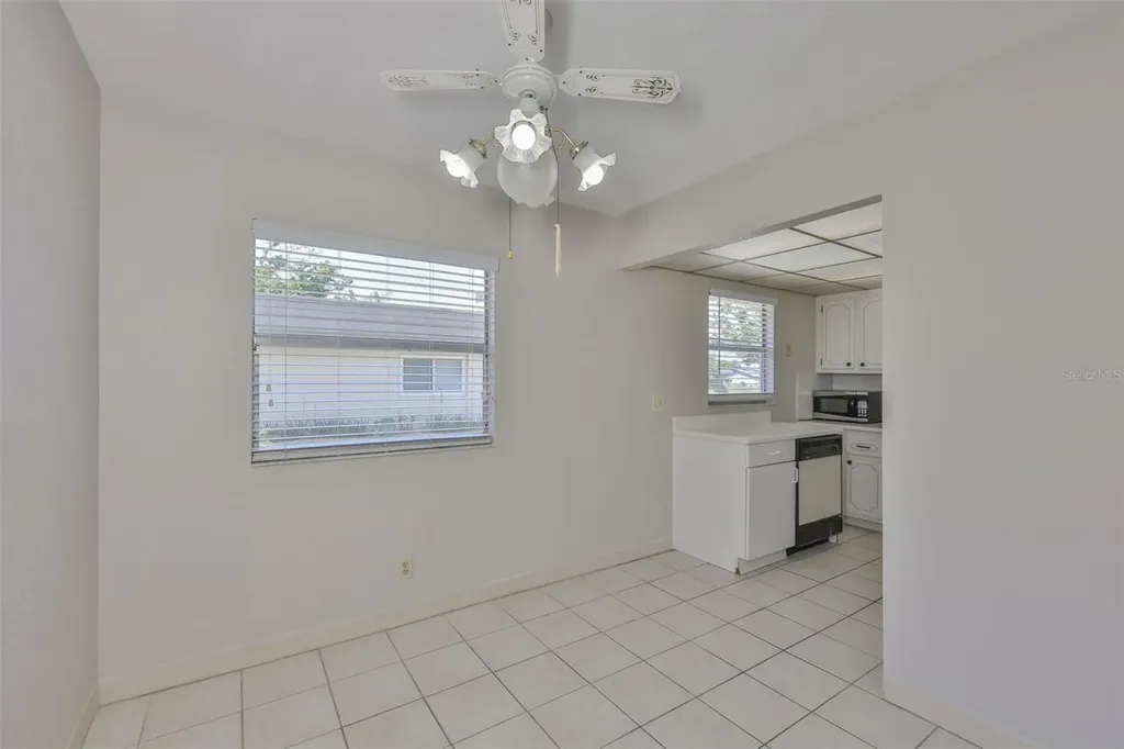 202 Bedford Street Sun City Center FL 33573
