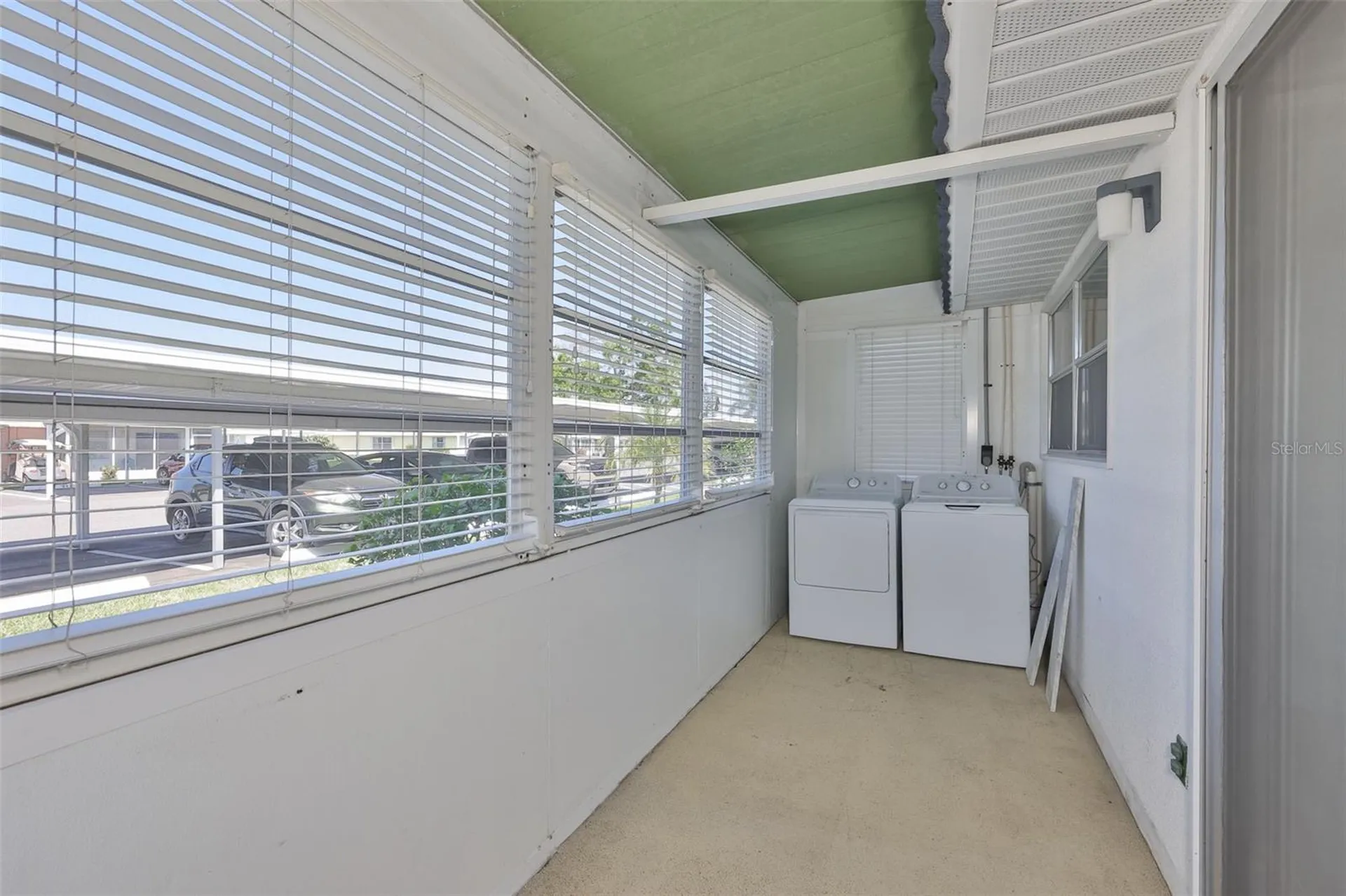 202 Bedford Street Sun City Center FL 33573