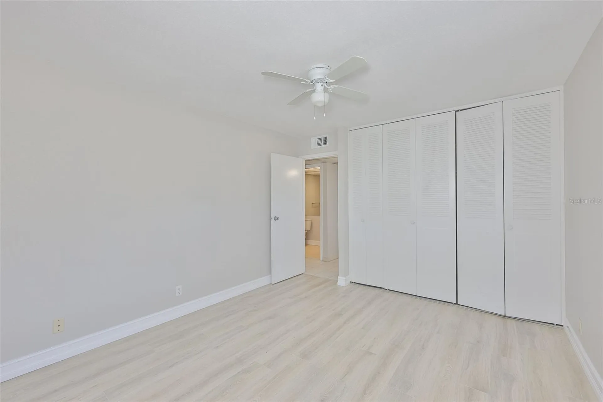 202 Bedford Street Sun City Center FL 33573
