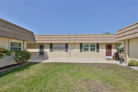 202 Bedford Street Sun City Center FL 33573