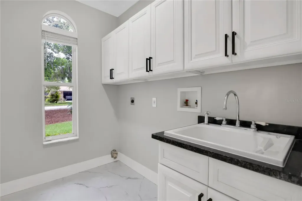 109 E 12th Avenue Windermere FL 34786