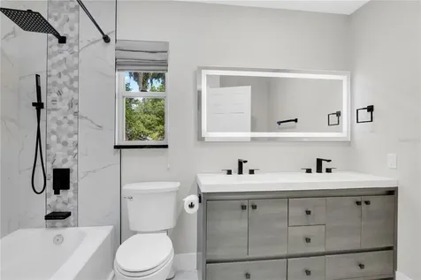 109 E 12th Avenue Windermere FL 34786