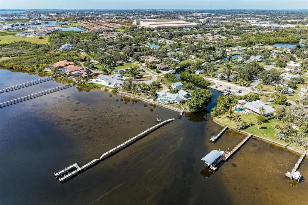 3311 Water Street Ellenton FL 34222