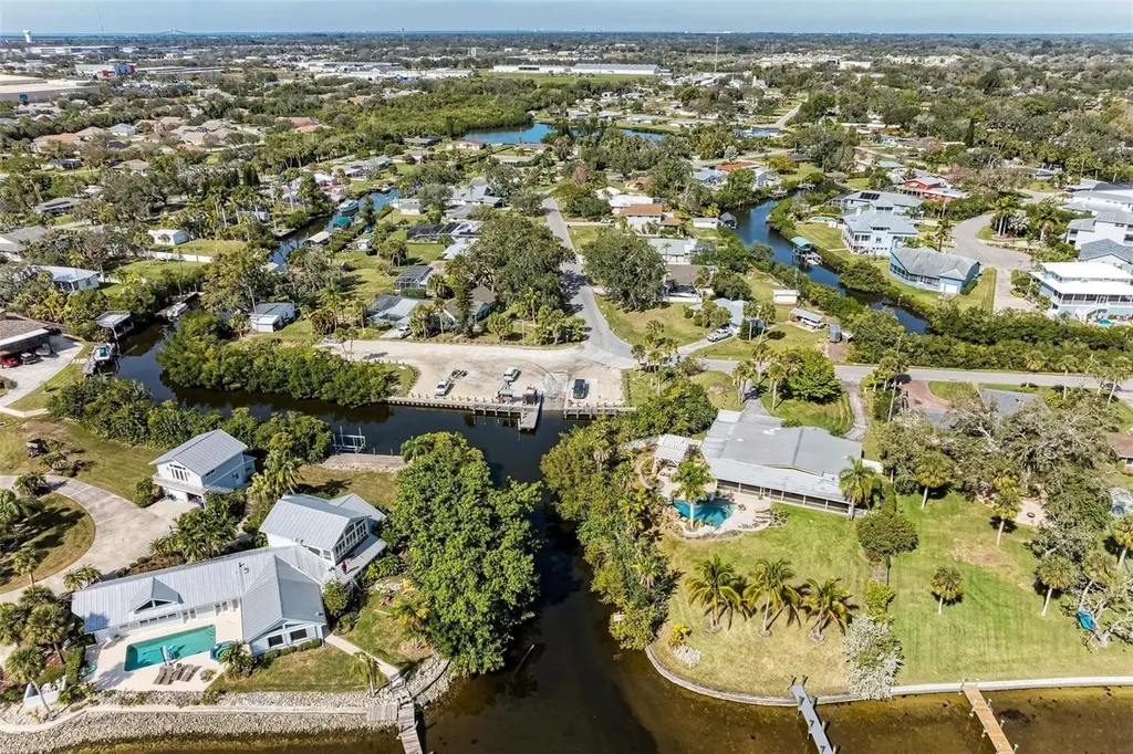 3311 Water Street Ellenton FL 34222