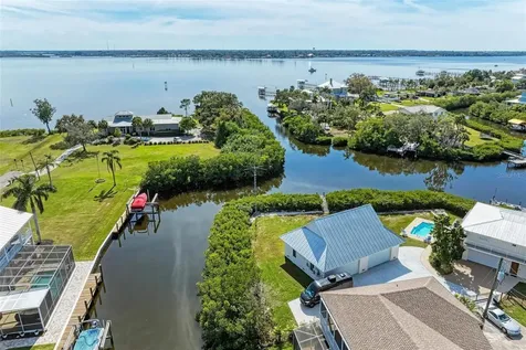 3311 Water Street Ellenton FL 34222