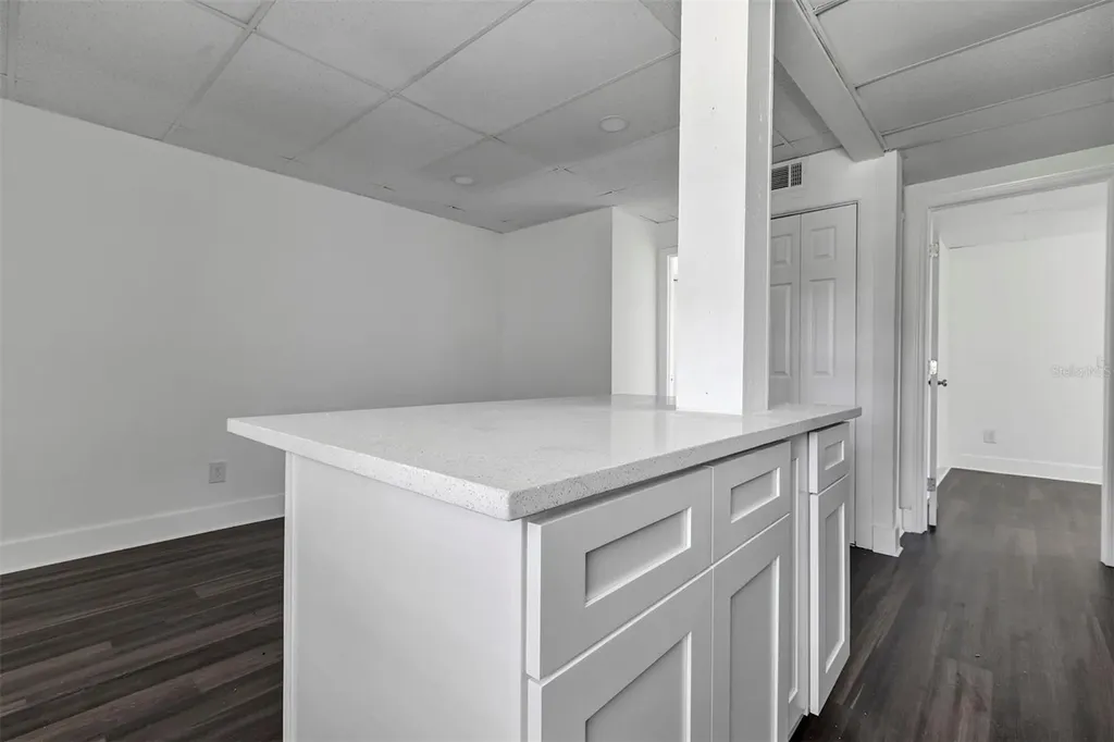 2027 1/2 30th Avenue Bottom Unit N St Petersburg FL 33713