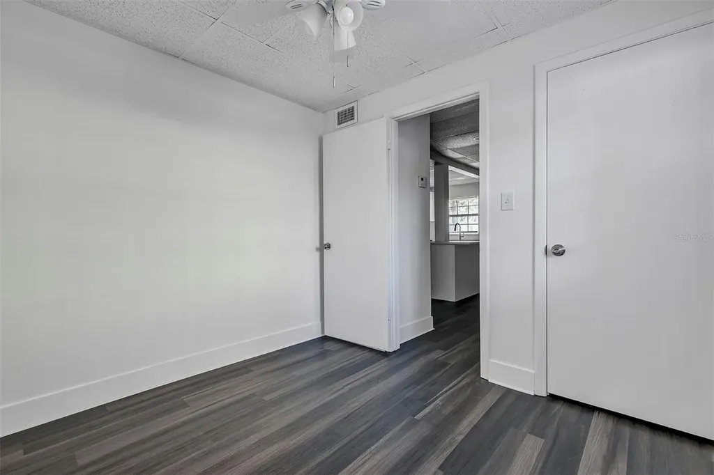 2027 1/2 30th Avenue Bottom Unit N St Petersburg FL 33713