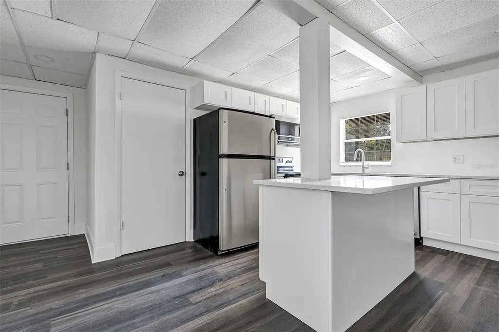 2027 1/2 30th Avenue Bottom Unit N St Petersburg FL 33713