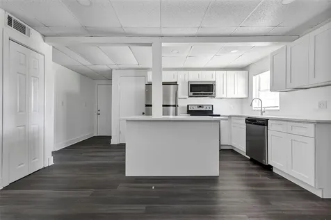 2027 1/2 30th Avenue Bottom Unit N St Petersburg FL 33713