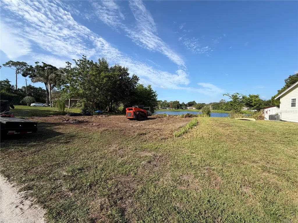 257 Lake Lane Debary FL 32713