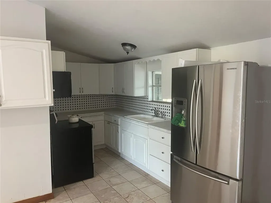 142 Winston Avenue Lake Wales FL 33853