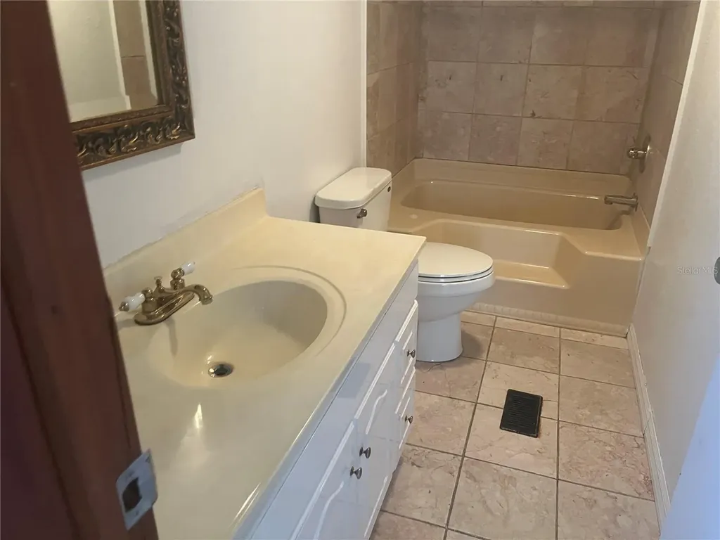 142 Winston Avenue Lake Wales FL 33853