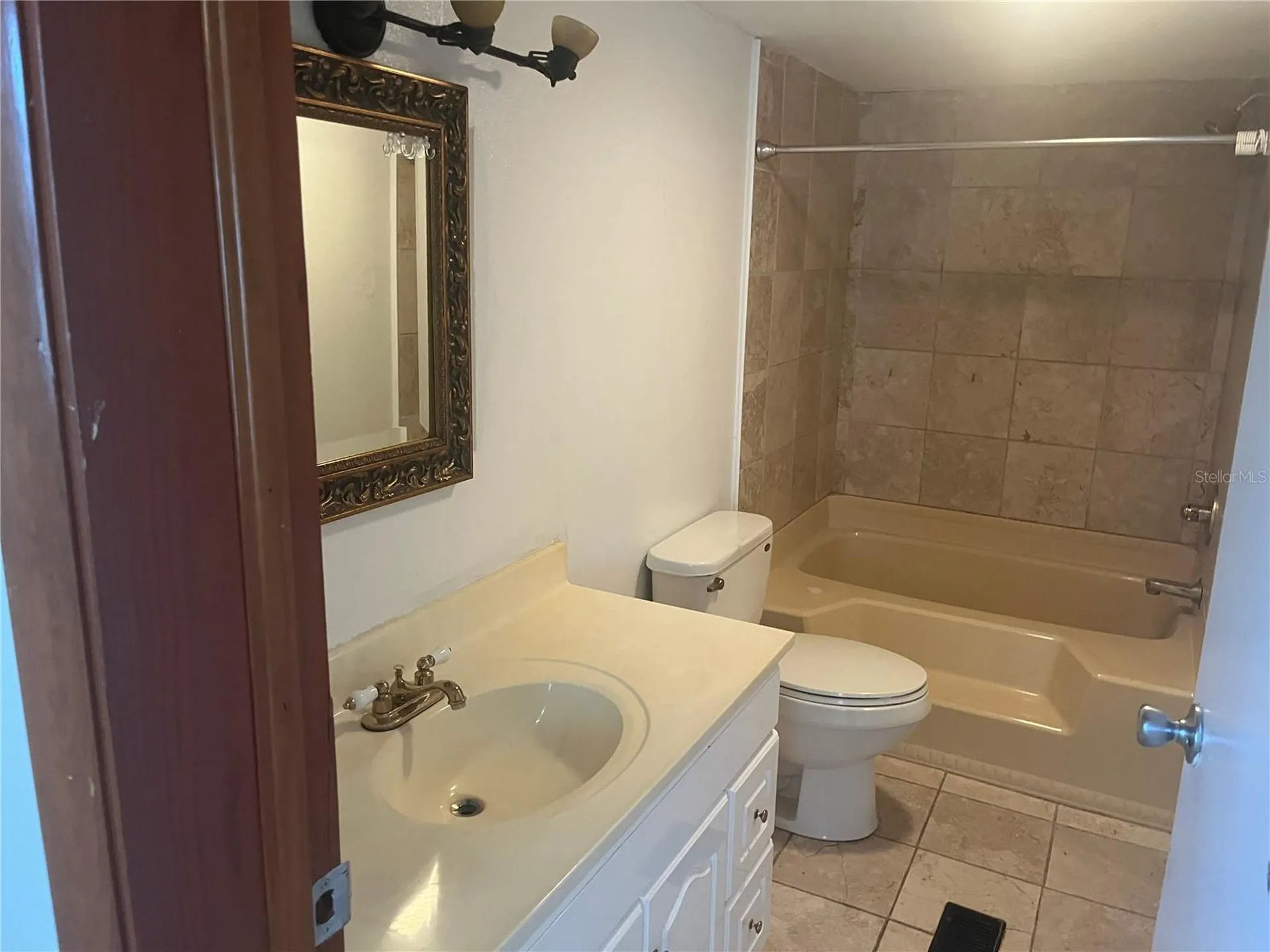 142 Winston Avenue Lake Wales FL 33853