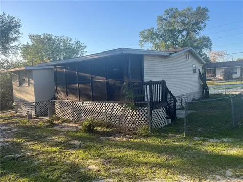 142 Winston Avenue Lake Wales FL 33853
