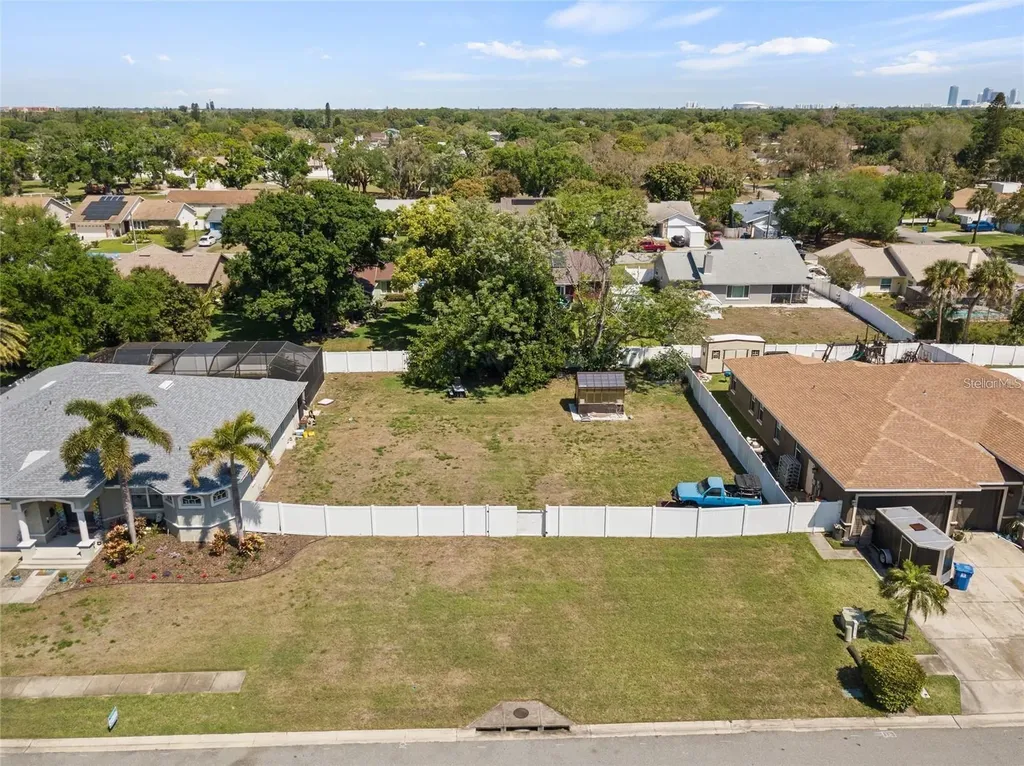 Bethel Court S St Petersburg FL 33712