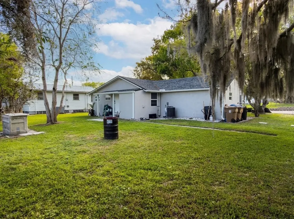 1611 Salmon Street St Cloud FL 34771