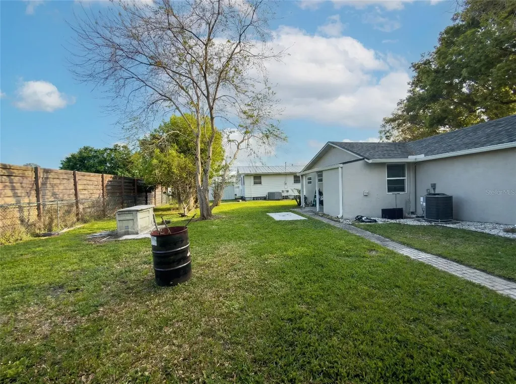 1611 Salmon Street St Cloud FL 34771