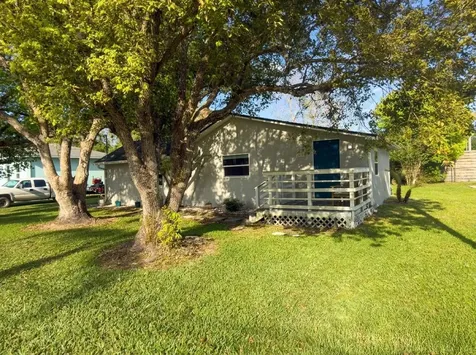 1611 Salmon Street St Cloud FL 34771