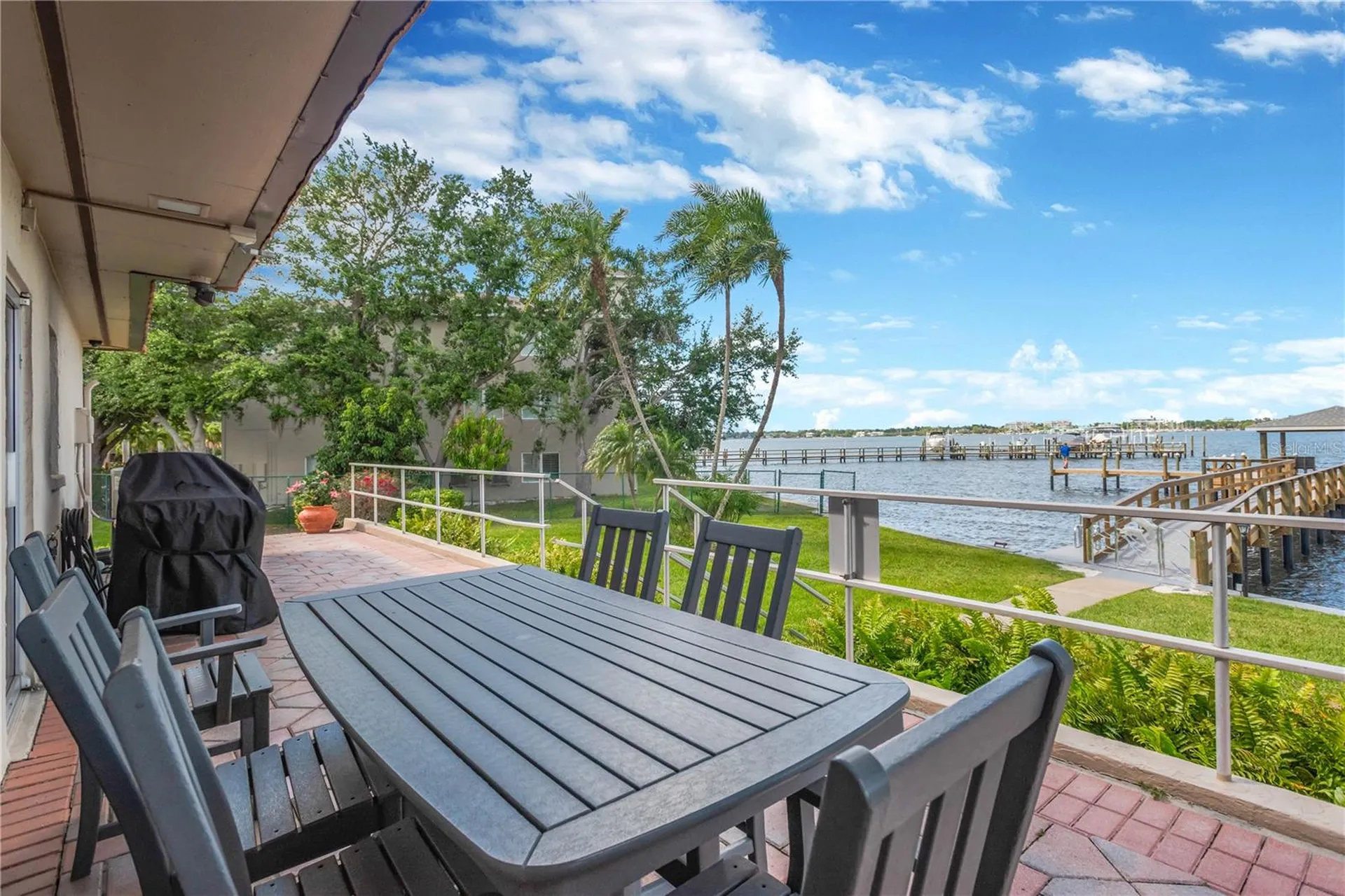 1650 1st Avenue W Bradenton FL 34205