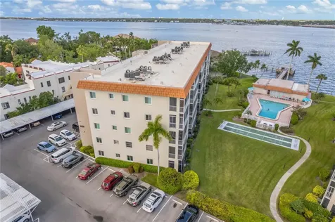 1650 1st Avenue W Bradenton FL 34205