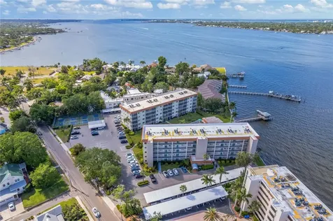 1650 1st Avenue W Bradenton FL 34205
