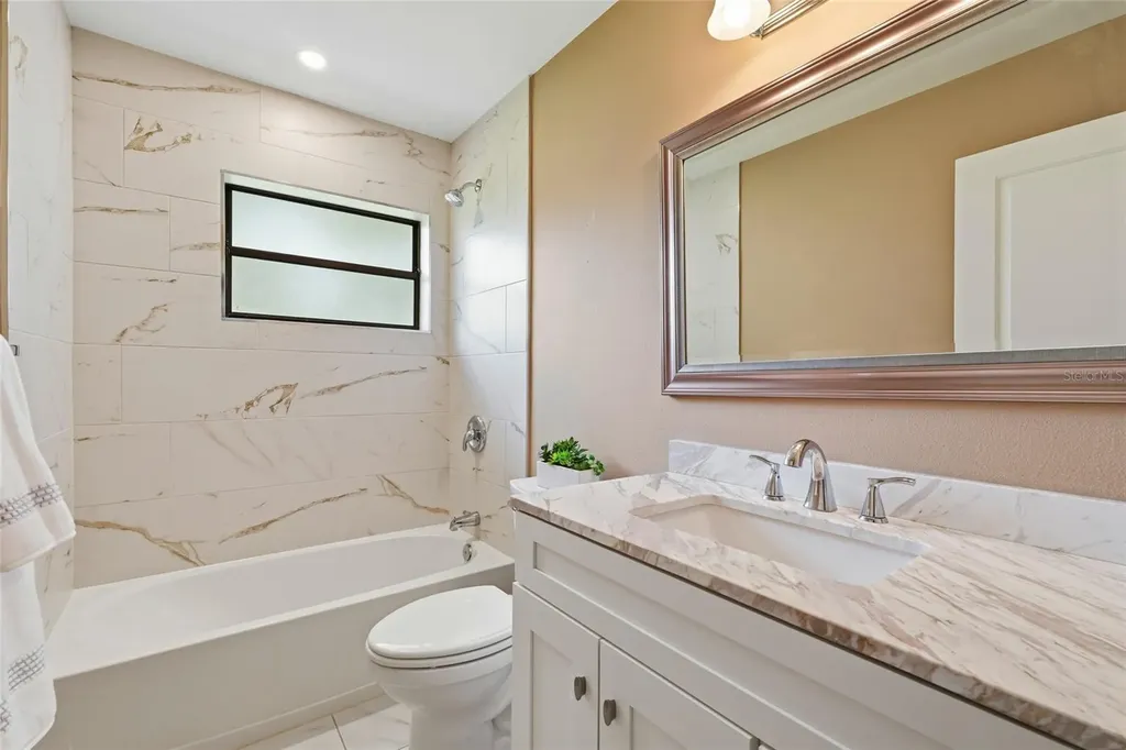 7101 Fairway Bend Circle Sarasota FL 34243