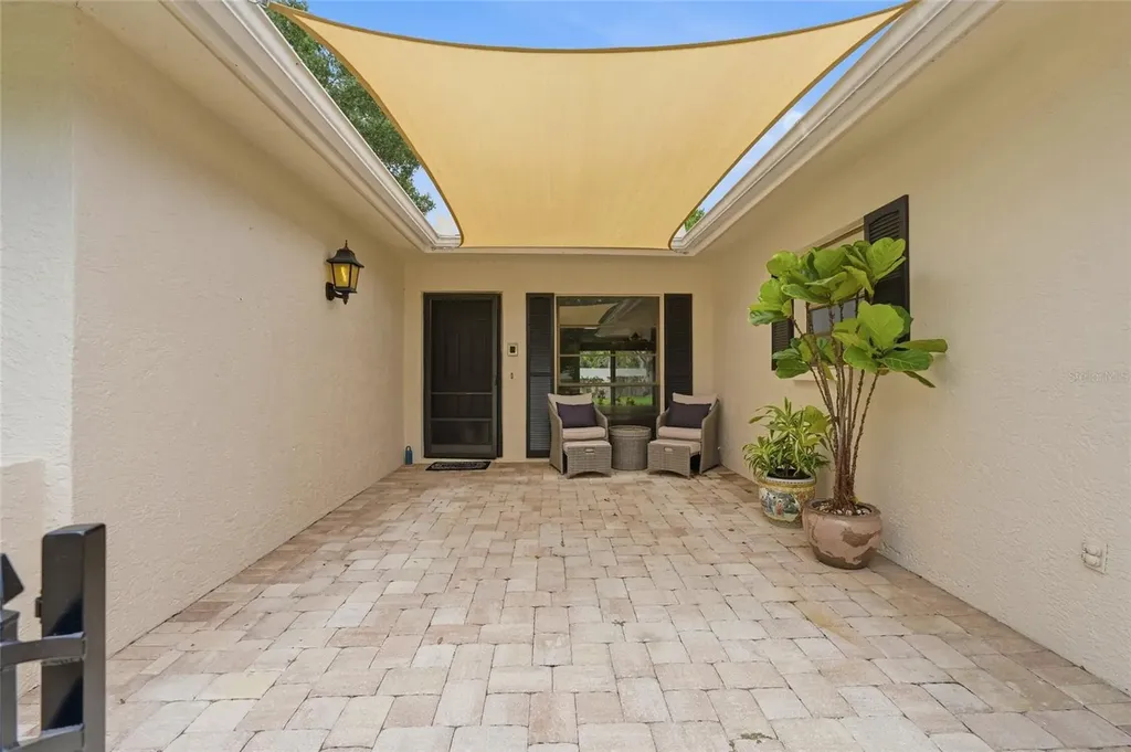 7101 Fairway Bend Circle Sarasota FL 34243