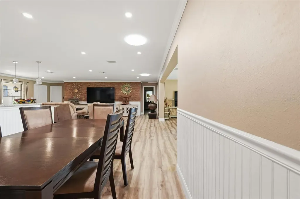 7101 Fairway Bend Circle Sarasota FL 34243