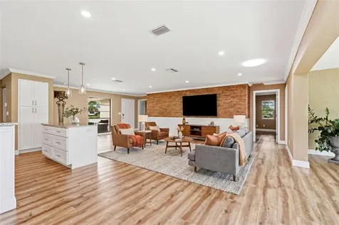 7101 Fairway Bend Circle Sarasota FL 34243