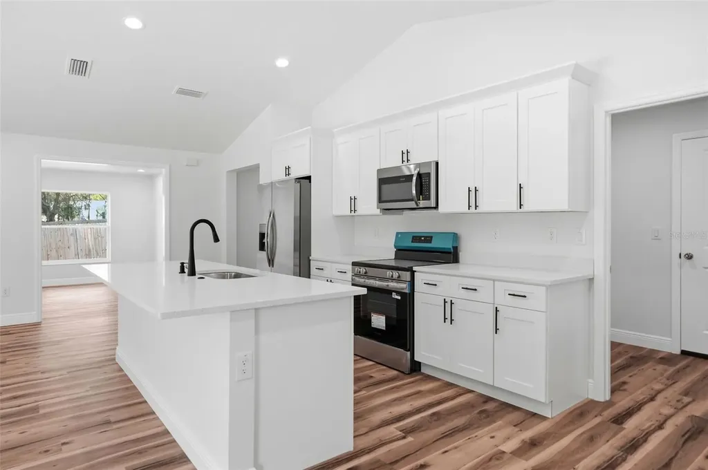 8130 Ridge Road Weeki Wachee FL 34613