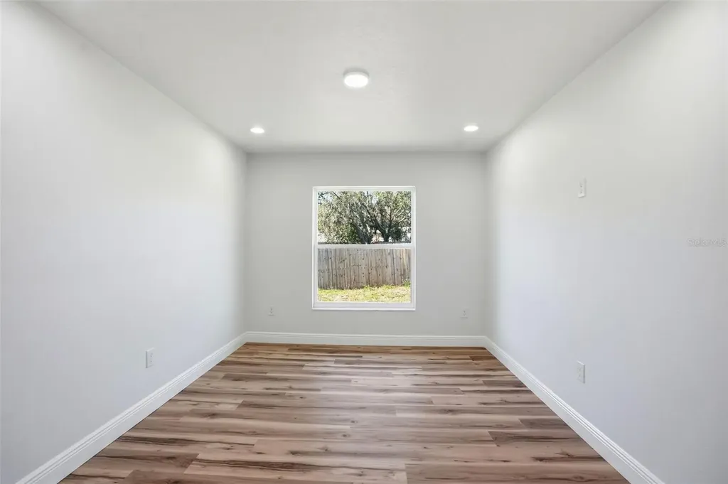 8130 Ridge Road Weeki Wachee FL 34613
