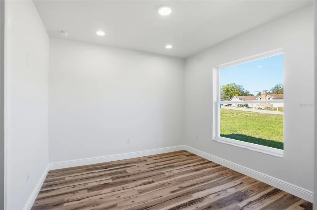 8130 Ridge Road Weeki Wachee FL 34613