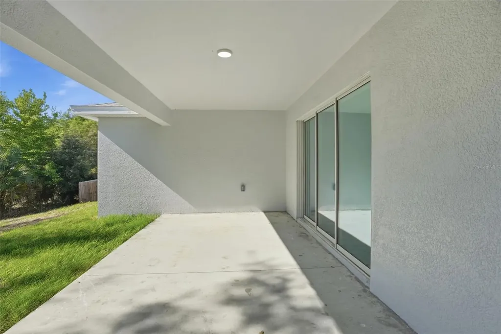 8130 Ridge Road Weeki Wachee FL 34613