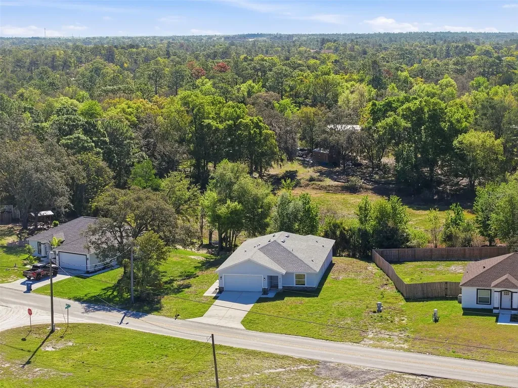 8130 Ridge Road Weeki Wachee FL 34613