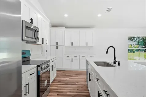 8130 Ridge Road Weeki Wachee FL 34613