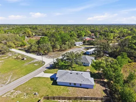 8130 Ridge Road Weeki Wachee FL 34613