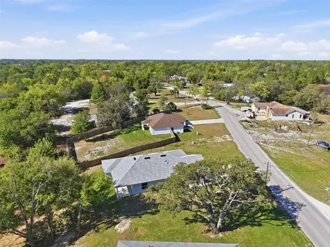 8130 Ridge Road Weeki Wachee FL 34613