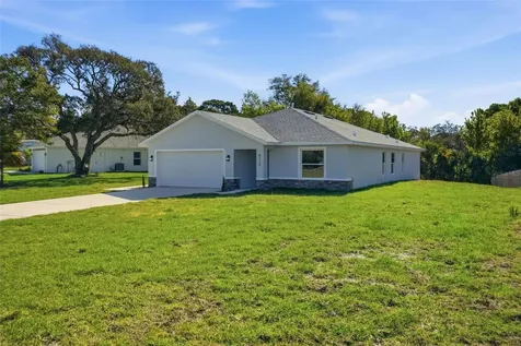 8130 Ridge Road Weeki Wachee FL 34613
