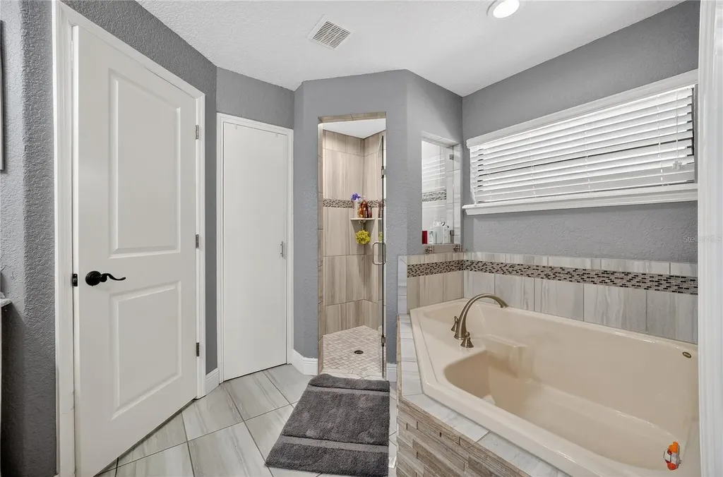 1324 Otters View Court Fruitland Park FL 34731
