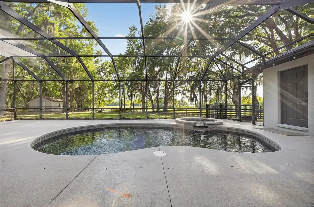 1324 Otters View Court Fruitland Park FL 34731