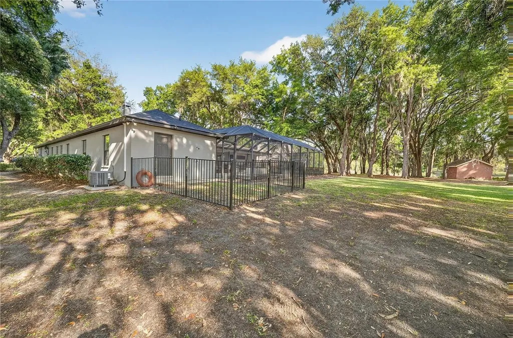 1324 Otters View Court Fruitland Park FL 34731