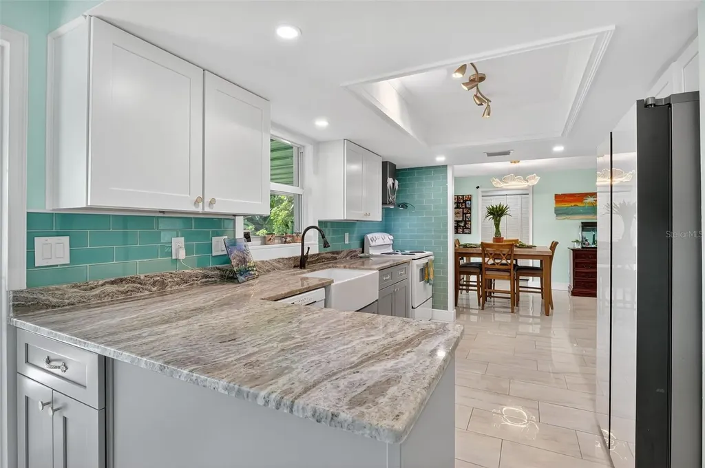 4638 Vinsetta Avenue North Fort Myers FL 33903