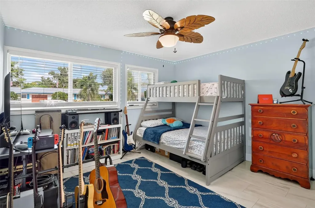 4638 Vinsetta Avenue North Fort Myers FL 33903