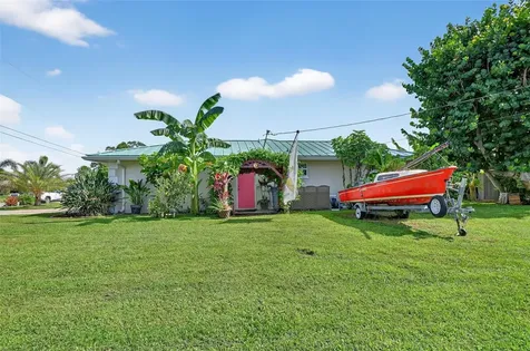 4638 Vinsetta Avenue North Fort Myers FL 33903