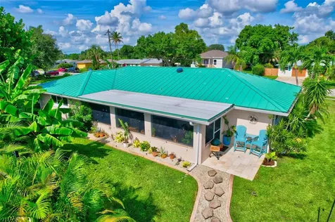 4638 Vinsetta Avenue North Fort Myers FL 33903