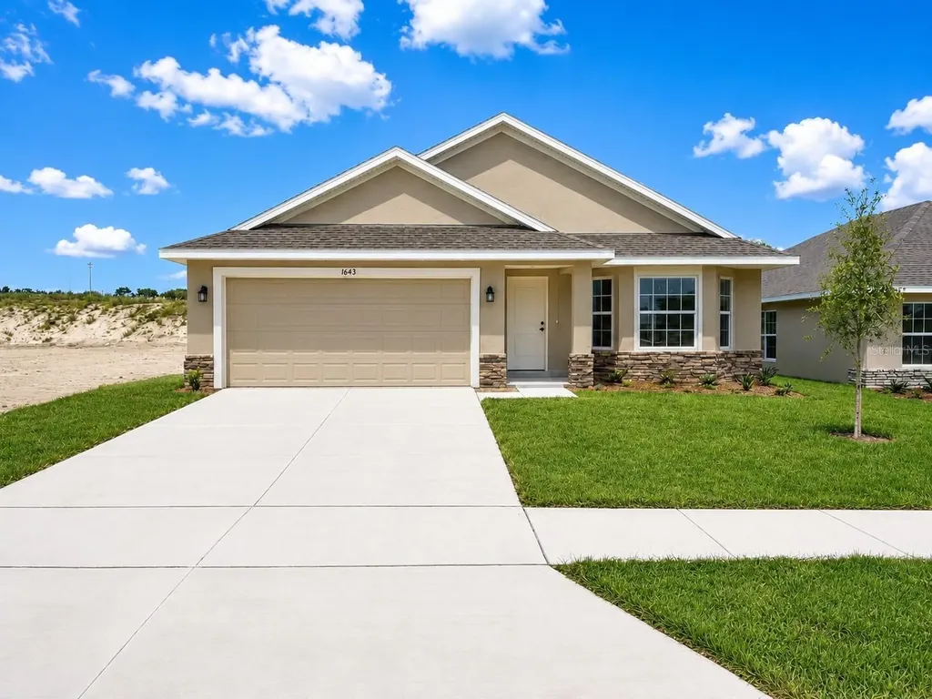 1643 Ann Rose Way Leesburg FL 34748
