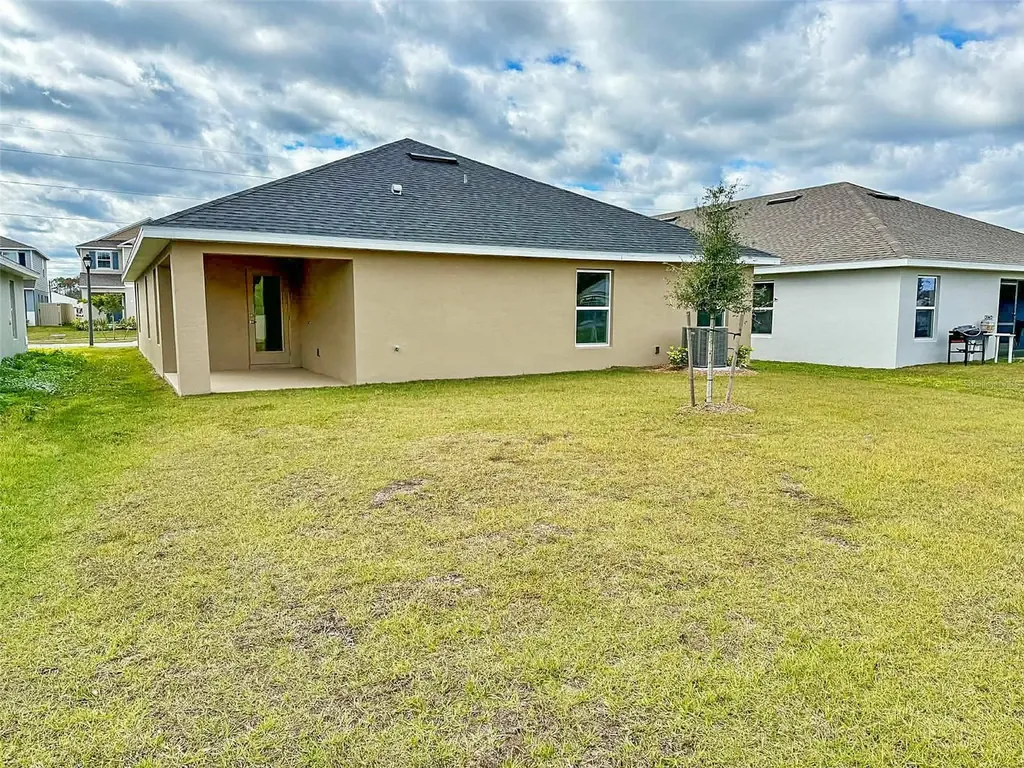 1643 Ann Rose Way Leesburg FL 34748