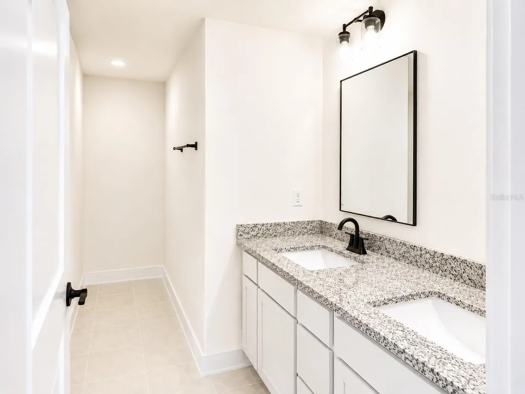 1643 Ann Rose Way Leesburg FL 34748