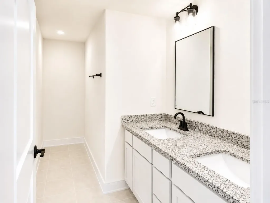 1643 Ann Rose Way Leesburg FL 34748